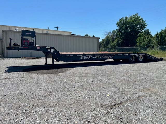 50ft Hydraulic Dovetail trailer