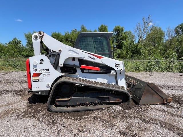 2022 T-740