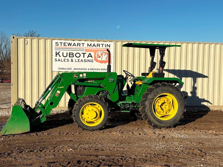 2017 John Deer 5055E