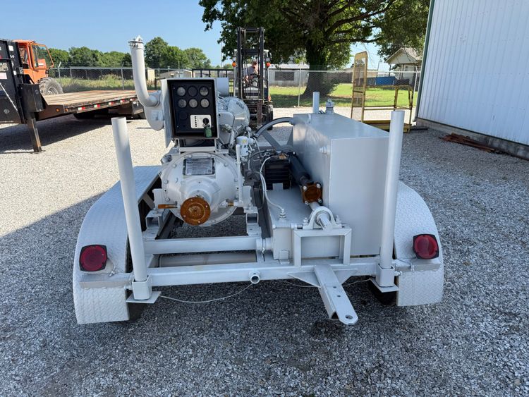 Model F6L913 Deutsch power unit