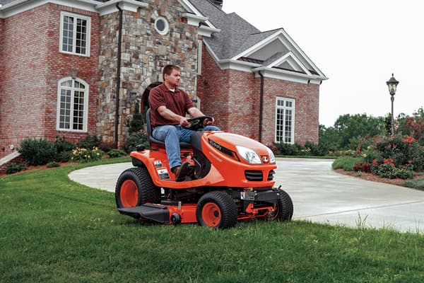 Kubota lawn & garden tractor